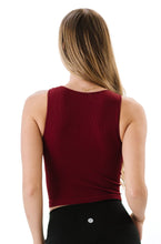 Load image into Gallery viewer, Cropped Ribbed High Neck - Merlot

