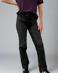 Super High Rise Relaxed Jean - Black