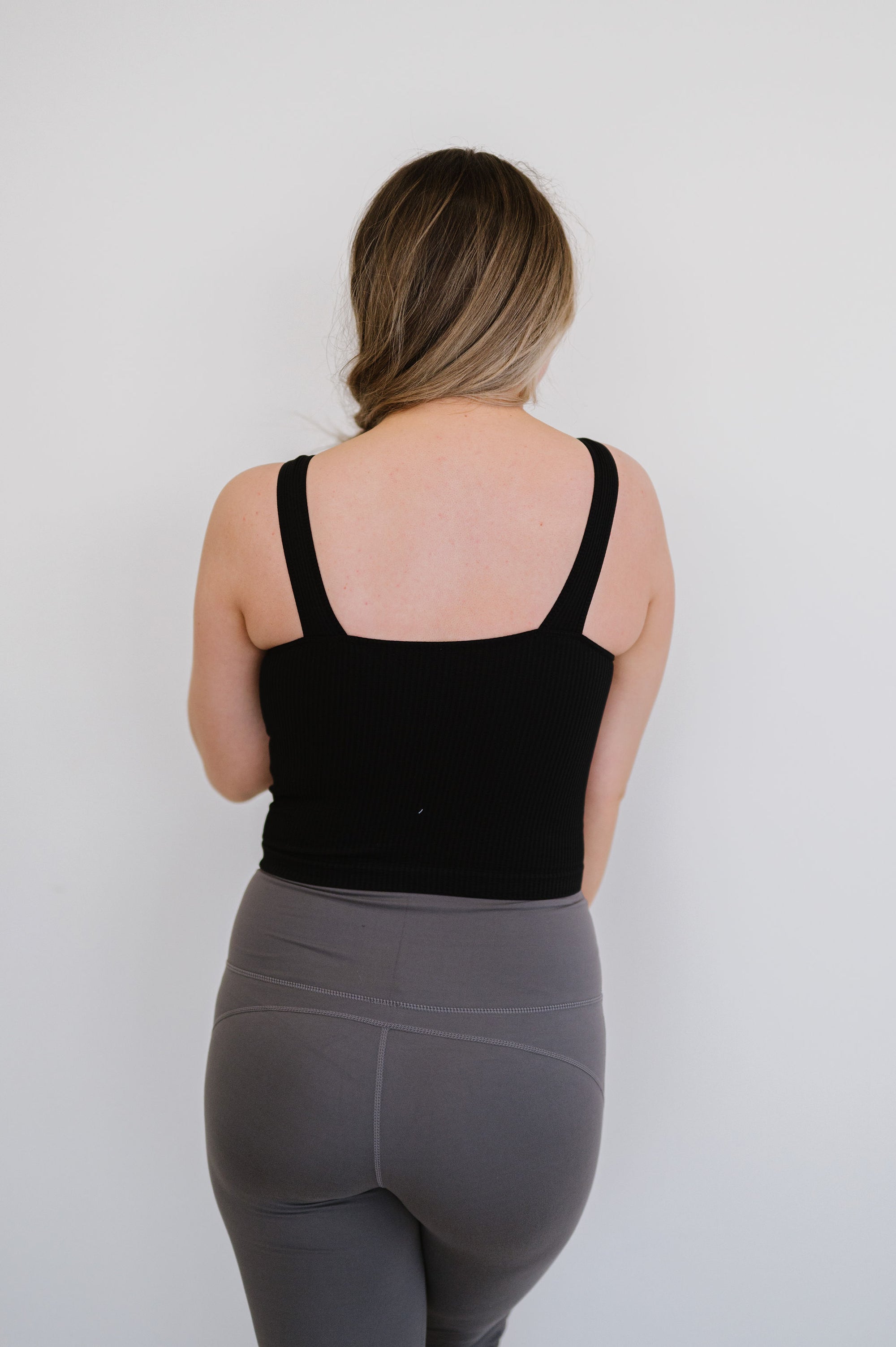 Brami V-Neck Crop - Black