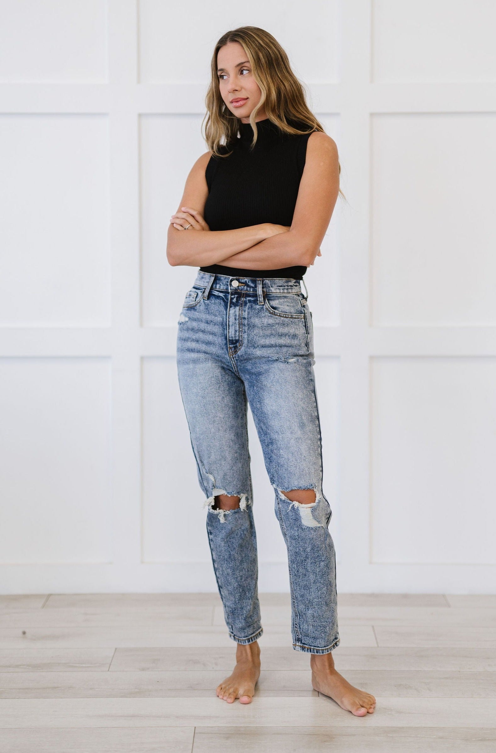 High Rise Distressed Mom Jean *RESTOCKED*