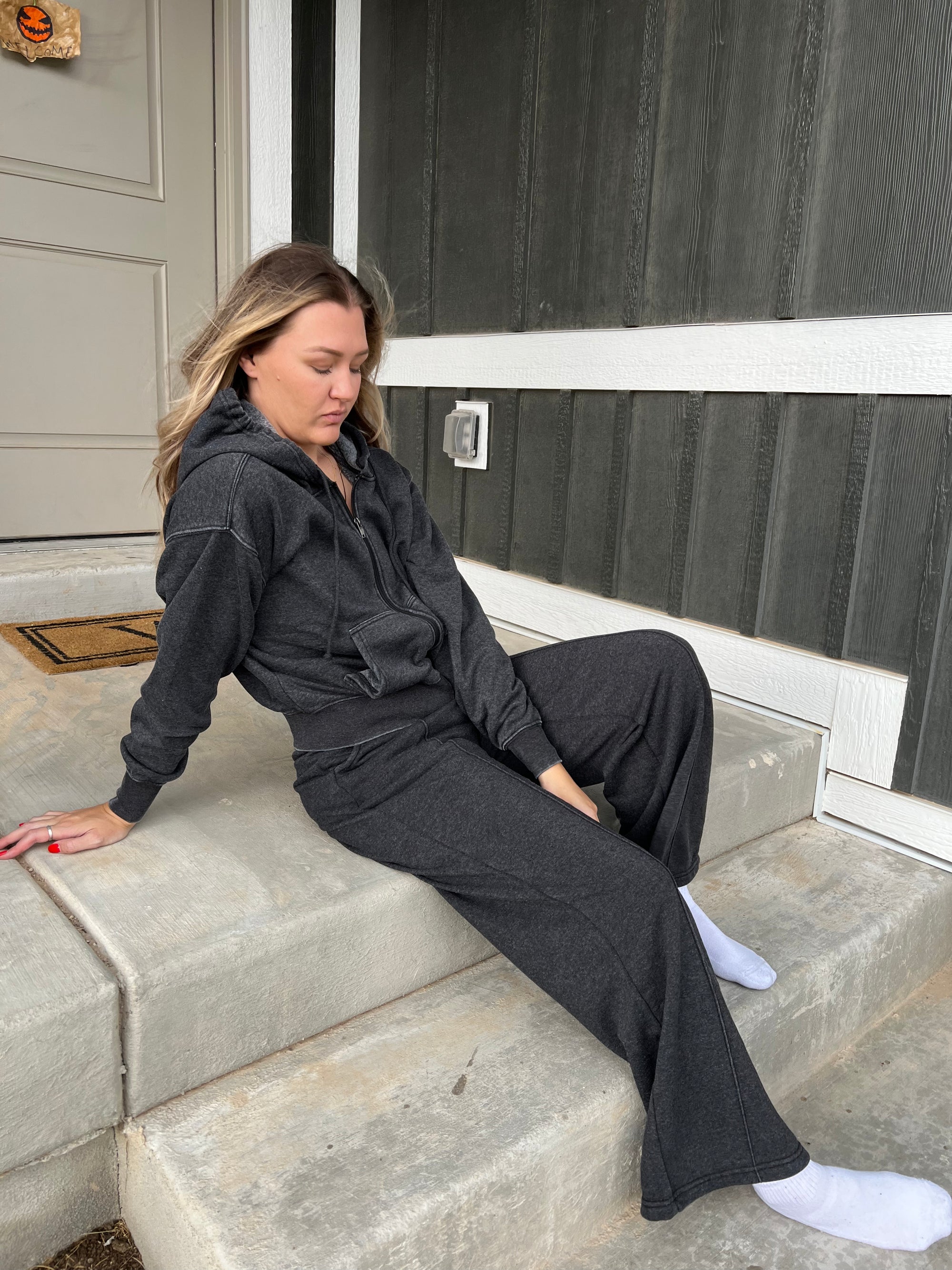 Saturday Afternoon Relaxed Sweatpants - Black