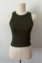 Load image into Gallery viewer, Chunky Ribbed High Neck - Olive
