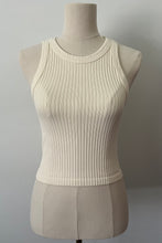 Load image into Gallery viewer, Chunky Ribbed High Neck - Vanilla
