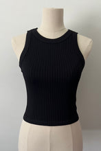 Load image into Gallery viewer, Chunky Ribbed High Neck - Black
