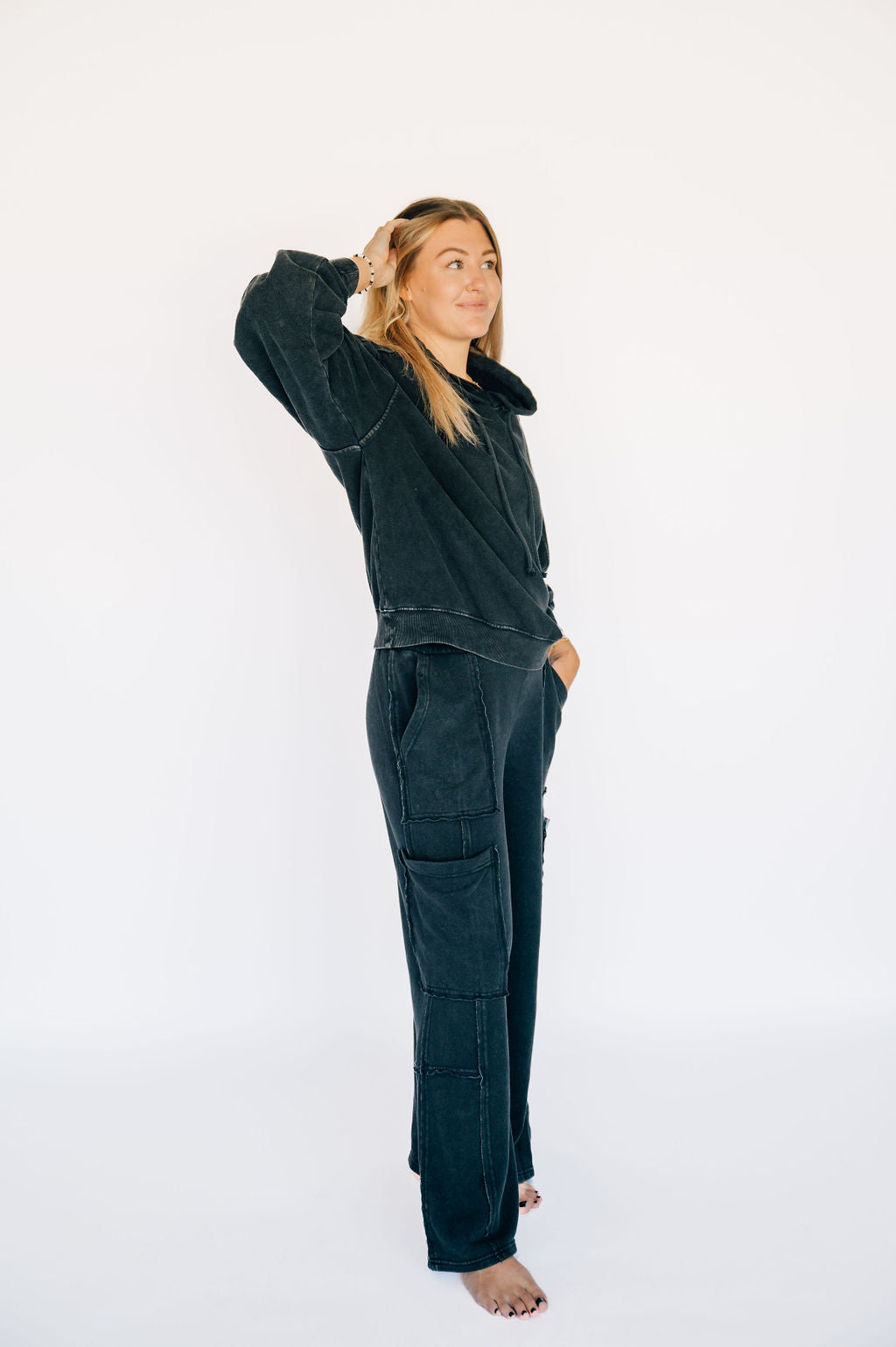 Vibing Oversized Utility Sweatpants - Black