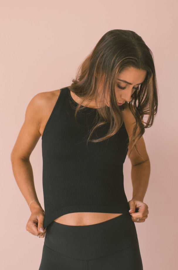 Cropped Ribbed High Neck - Black